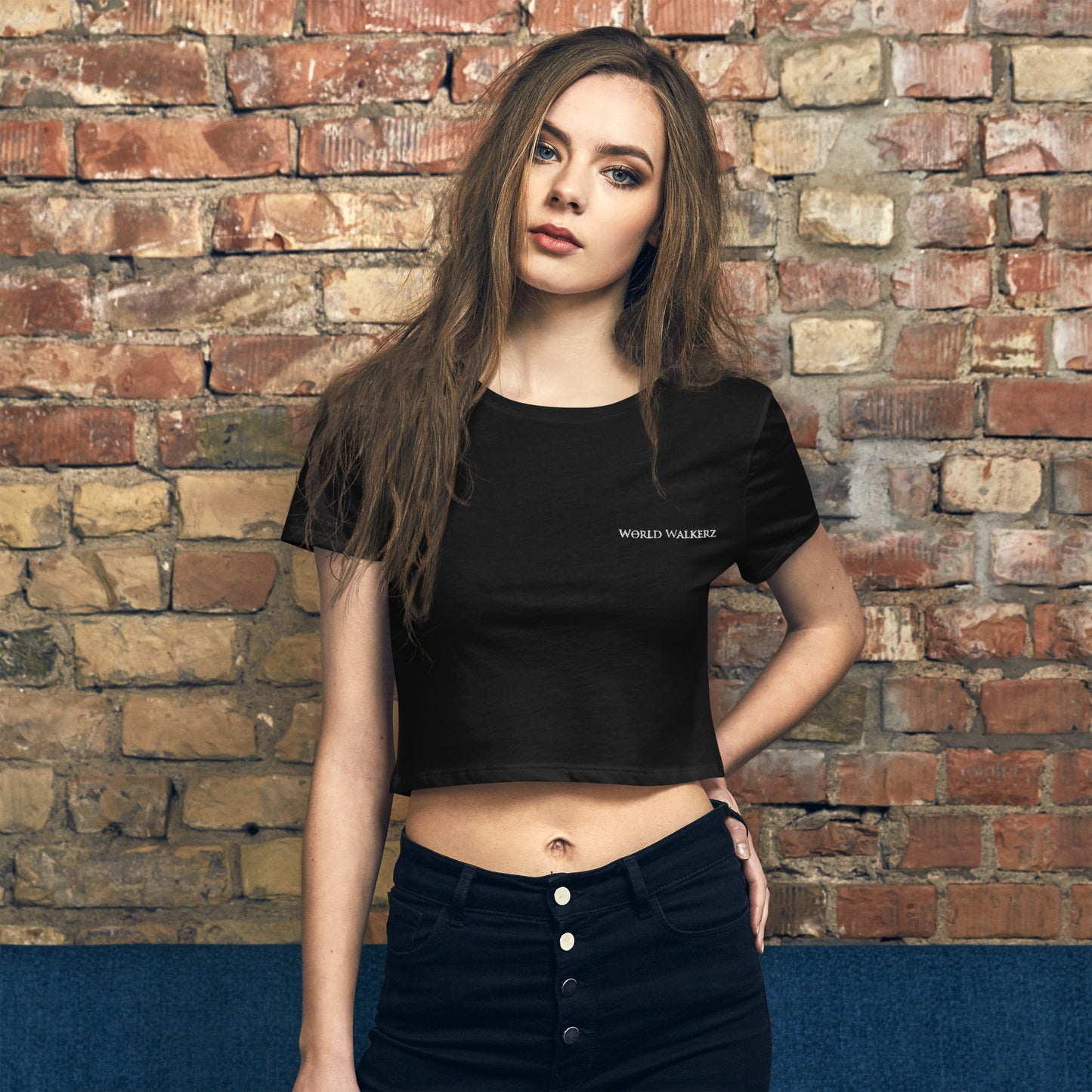 World Walkerz Crop Tee Women
