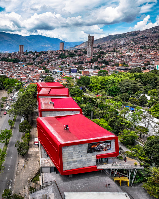 Medellin Parque Explora Canvas