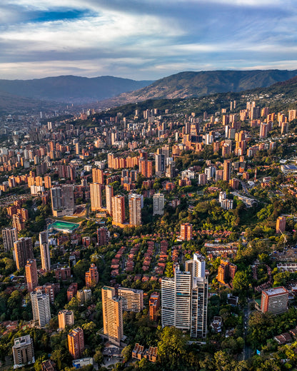 Medellin Sunset Vibez II Poster