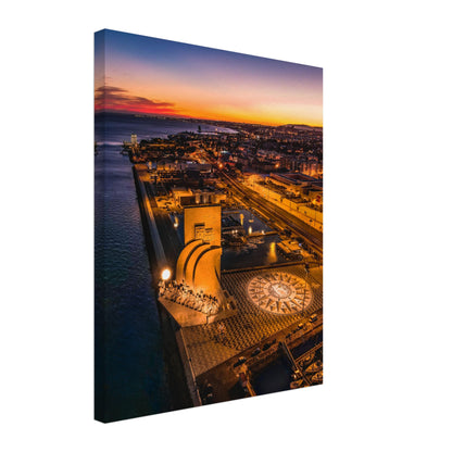 Lisboa Padrão dos Descobrimentos Night Canvas